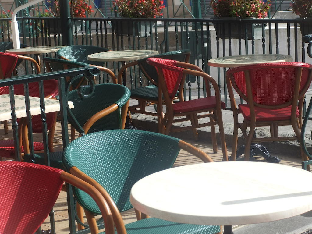 Hotel-Cafe Du Trinquet Cambo-les-Bains Exterior photo